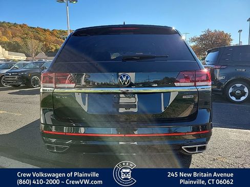 Certified 2021 Volkswagen Atlas SE w/ Panoramic Sunroof Package image 13