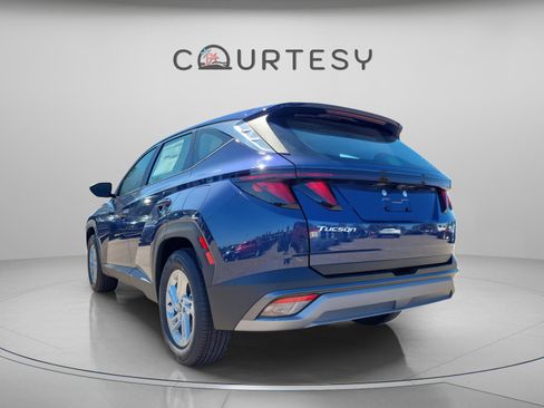 New 2026 Hyundai Tucson SE image 2