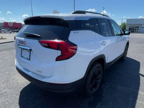 Used 2021 GMC Terrain SLE w/ Driver Convenience Package AWD/4WD image 9
