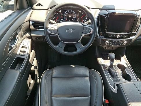 Used 2023 Chevrolet Traverse Premier w/ Redline Edition AWD/4WD image 3