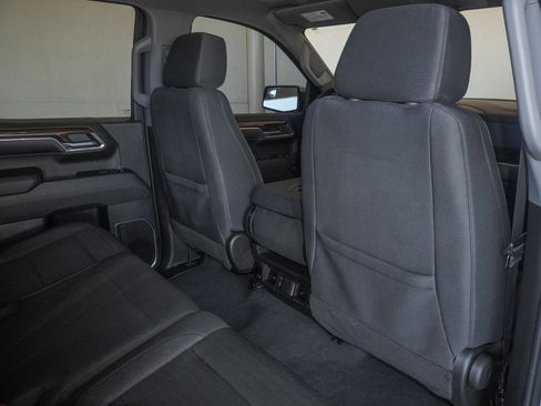 Used 2023 Chevrolet Silverado 1500 LT image 43