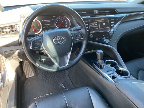Used 2019 Toyota Camry XSE image 10