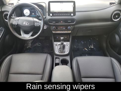 Used 2023 Hyundai Kona Limited image 2