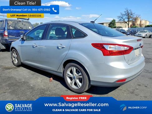 Used 2014 Ford Focus SE FWD image 3