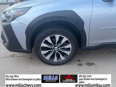 Used 2025 Subaru Outback Limited AWD/4WD image 9