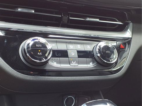 New 2026 Buick Envista Sport Touring image 8