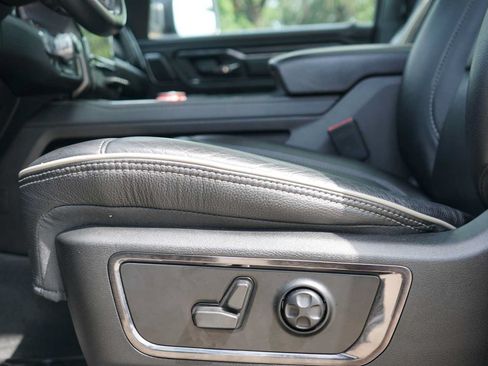 Used 2022 RAM 1500 Limited w/ Night Edition AWD/4WD image 17