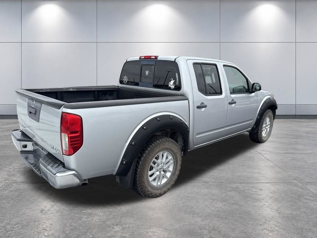 Used 2018 Nissan Frontier SV AWD/4WD image 5