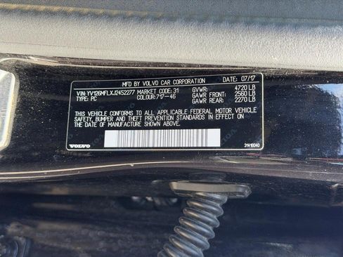 Used 2018 Volvo S60 T5 Dynamic w/ Vision Package image 27