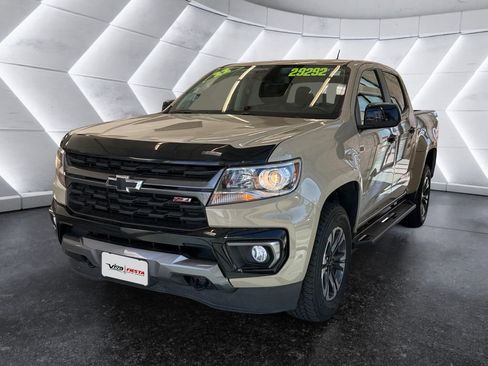 Used 2022 Chevrolet Colorado Z71 w/ Safety Package image 3