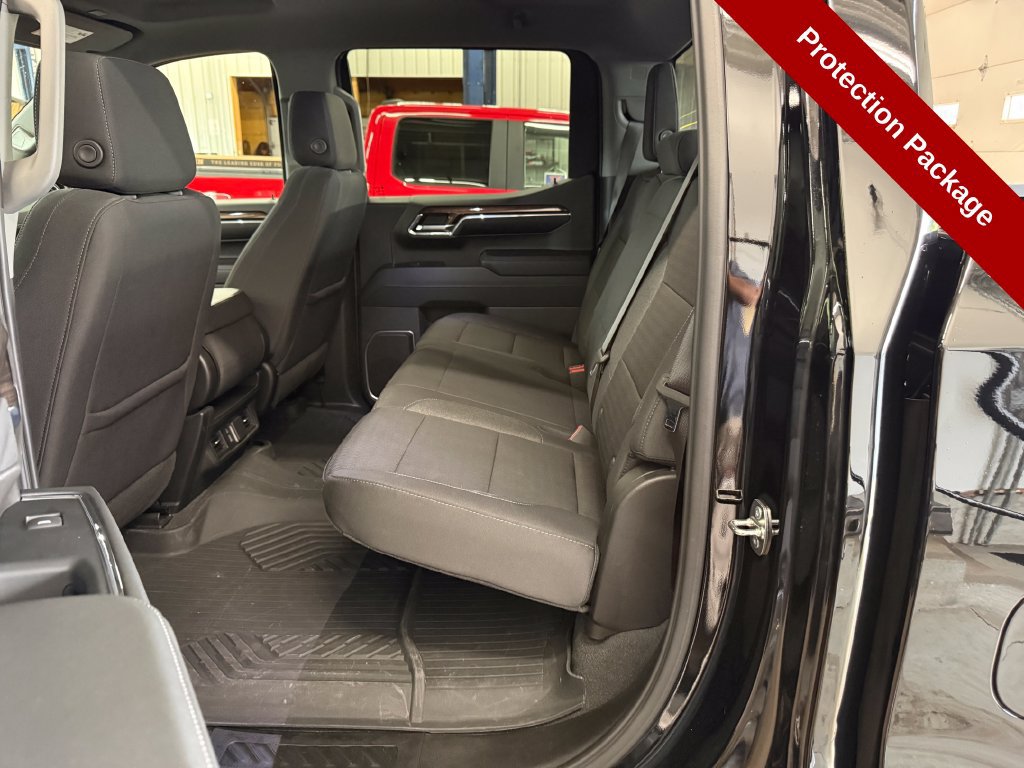 Used 2023 Chevrolet Silverado 1500 RST AWD/4WD image 30