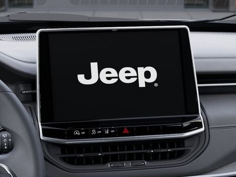 New 2025 Jeep Compass Latitude w/ Altitude Special Edition image 37