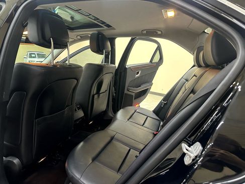 Used 2013 Mercedes-Benz E 350 BlueTEC Sedan image 33