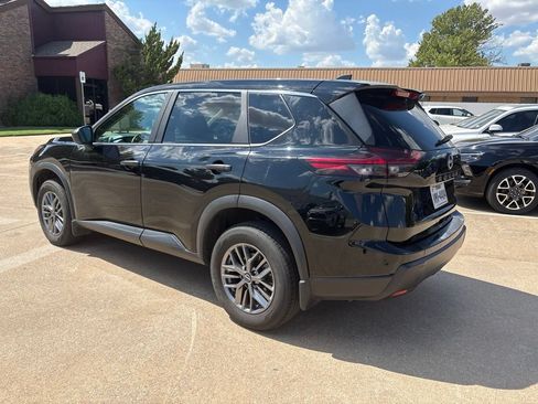 Used 2024 Nissan Rogue S AWD/4WD image 4