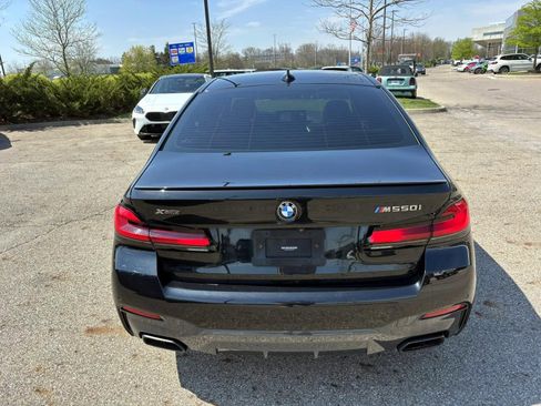 Used 2021 BMW M550i xDrive w/ Dynamic Handling Package image 6