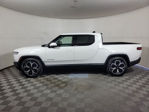 Used 2024 Rivian R1T Adventure AWD/4WD image 2