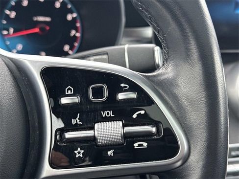 Used 2022 Mercedes-Benz GLC 300 4MATIC image 23