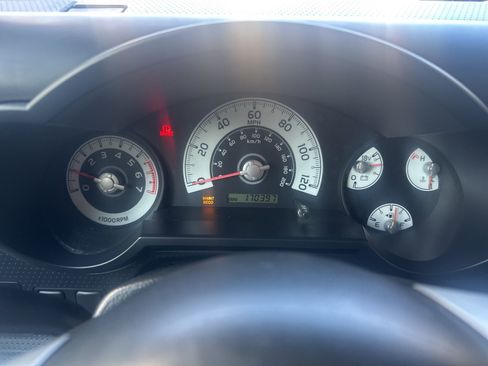 Used 2007 Toyota FJ Cruiser 4WD image 9