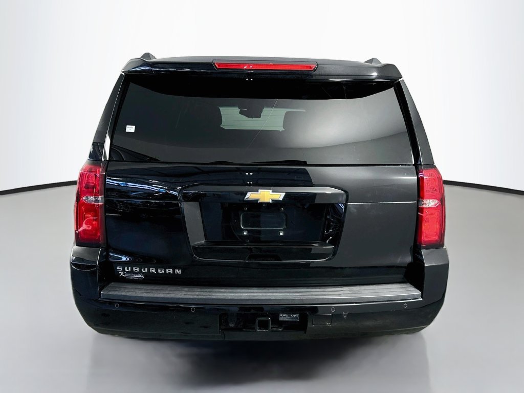 Used 2019 Chevrolet Suburban LT AWD/4WD image 6