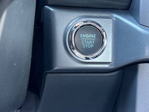 New 2026 Ford F150 XLT w/ Equipment Group 302A MID image 23