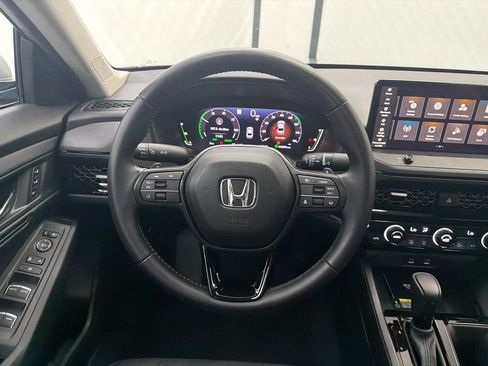 Used 2025 Honda Accord EX-L image 25