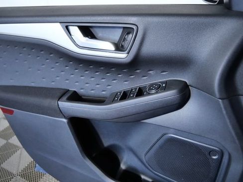 Certified 2020 Ford Escape SE AWD/4WD image 27