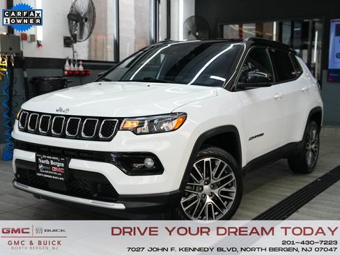 Used 2023 Jeep Compass Limited w/ Elite Group AWD/4WD image 1