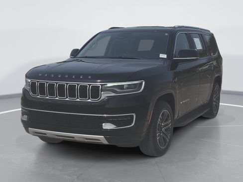 Used 2024 Jeep Wagoneer Series II AWD/4WD image 7