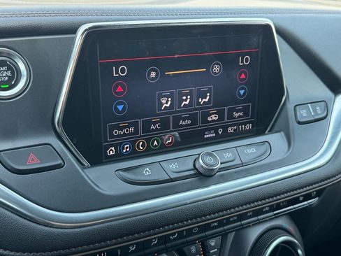 Used 2019 Chevrolet Blazer Premier w/ Sun and Wheels Package AWD/4WD image 16