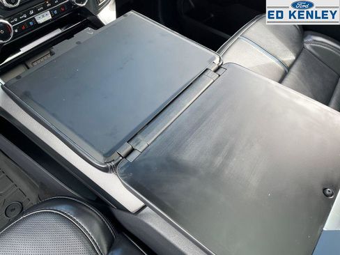 Used 2024 Ford F150 Platinum image 19