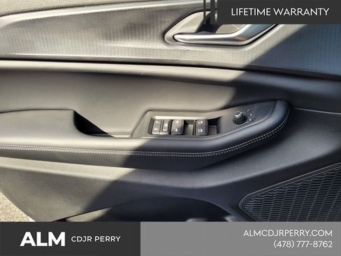 New 2025 Jeep Grand Cherokee L Altitude AWD/4WD image 28