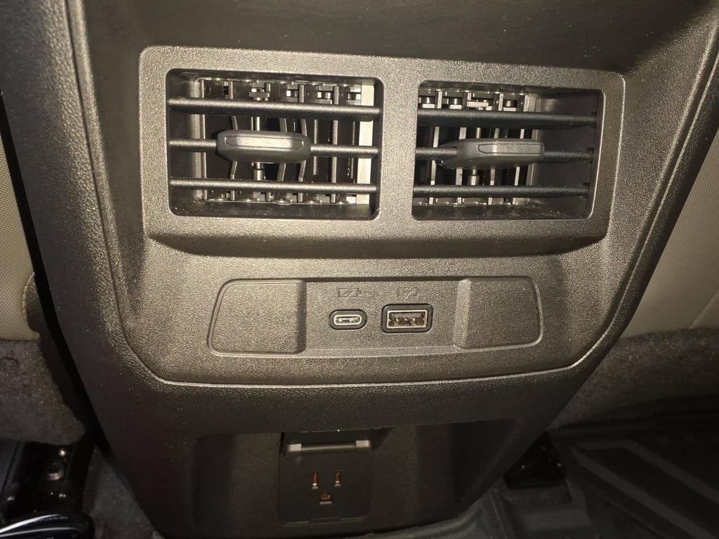 Used 2024 Chevrolet Colorado ZR2 w/ ZR2 Bison Edition AWD/4WD image 9