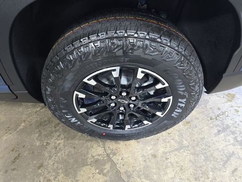 New 2026 Chevrolet Traverse Z71 w/ Driver Confidence Package image 34