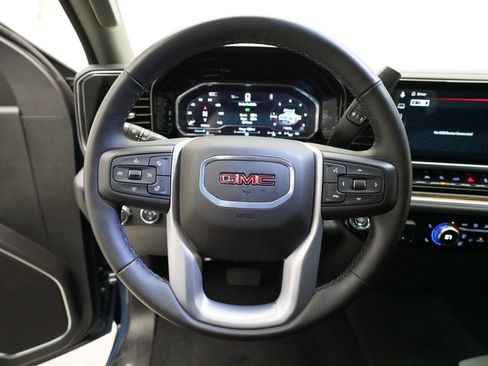 Used 2025 GMC Sierra 1500 Elevation AWD/4WD image 4