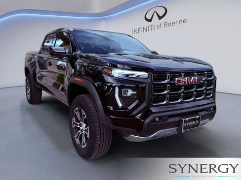 Used 2024 GMC Canyon AT4 AWD/4WD image 4