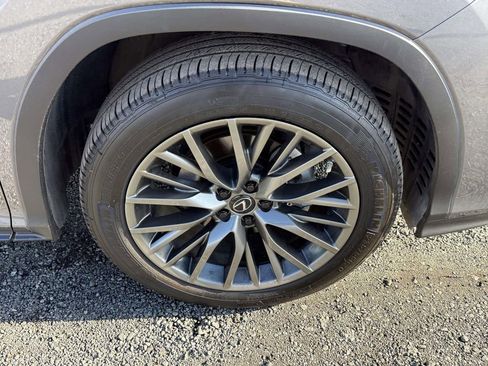 Used 2022 Lexus RX 450h F Sport image 7