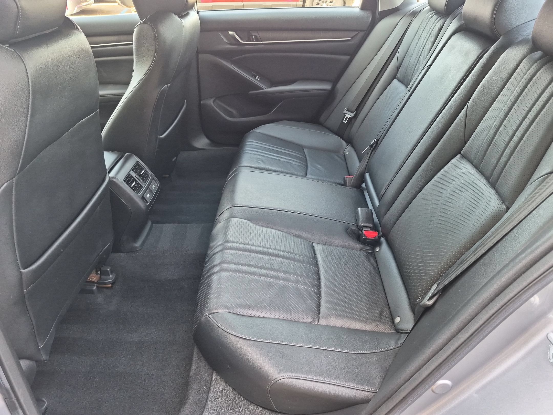 Used 2022 Honda Accord EX-L image 24