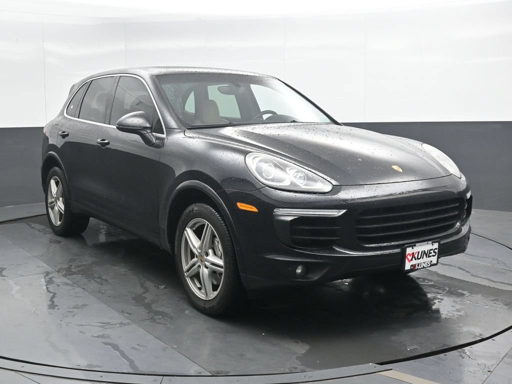 Used 2017 Porsche Cayenne S AWD/4WD image 5