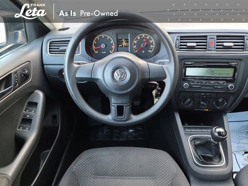 Used 2011 Volkswagen Jetta 2.0L Base image 17