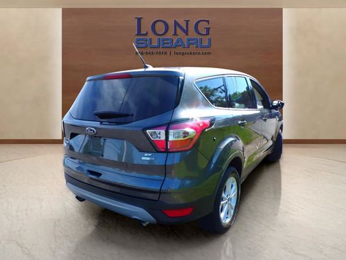 Used 2017 Ford Escape SE AWD/4WD image 5