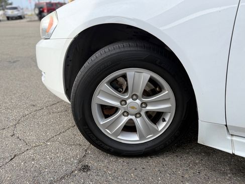 Used 2014 Chevrolet Impala Limited LS image 49