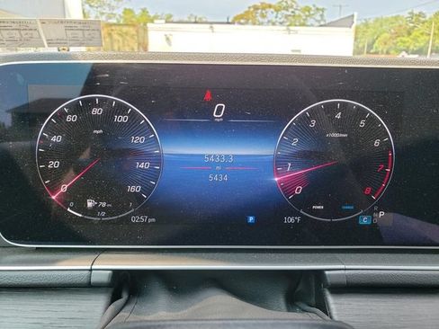 Used 2026 Mercedes-Benz GLE 450 4MATIC image 33