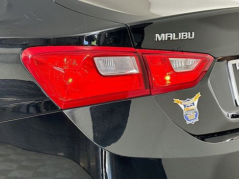 Used 2023 Chevrolet Malibu LT FWD image 23