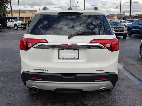 Used 2018 GMC Acadia SLT image 25