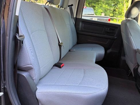Used 2017 RAM 1500 Express AWD/4WD image 21