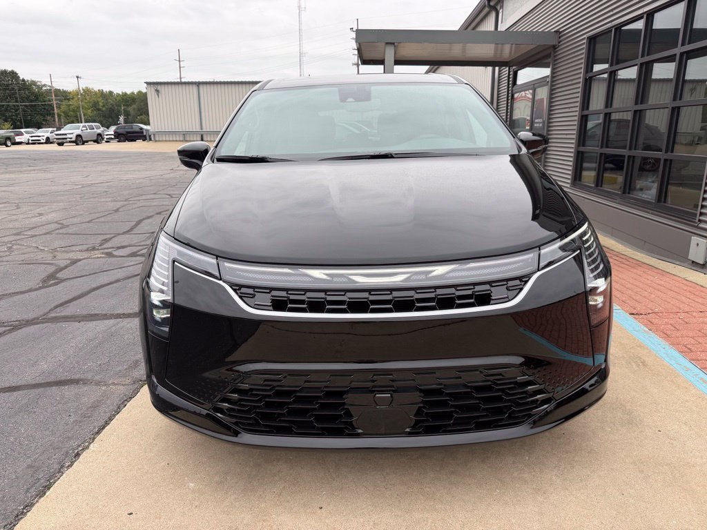 New 2027 Chrysler Pacifica Select FWD image 2