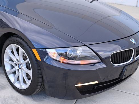 Used 2007 BMW Z4 3.0i RWD image 41