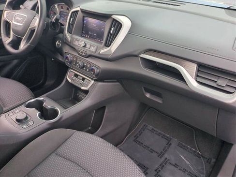 Certified 2024 GMC Terrain SLE w/ Driver Convenience Package FWD image 21