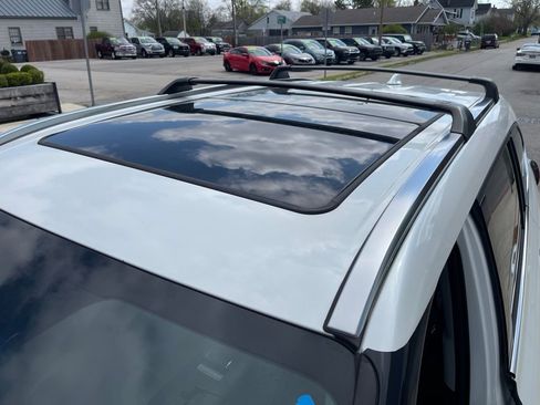 Used 2022 Toyota Highlander Platinum image 13