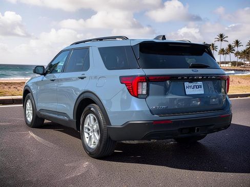 Used 2025 Ford Explorer Active RWD image 7